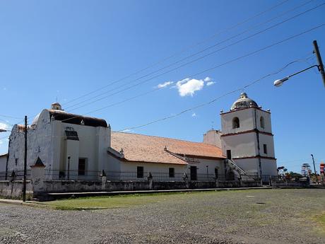 León (Nicaragua). Liberal, culta y rica en tradiciones León (Nicaragua). Liberal, culta y rica en tradiciones