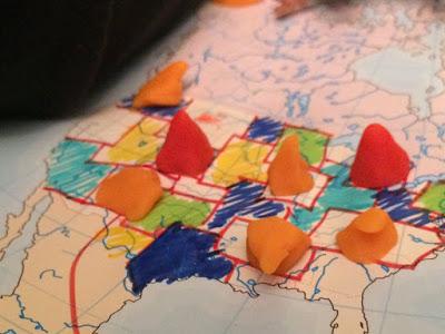 Una visita al museo. Una visita al museo.