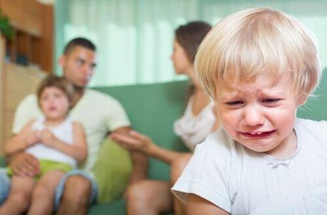 Hijos presenciando pelea de sus padres