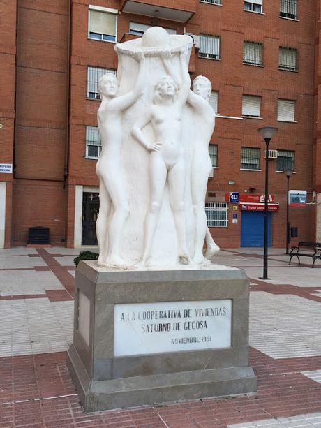 La Cooperativa de viviendas Saturno. La Cooperativa de viviendas Saturno.