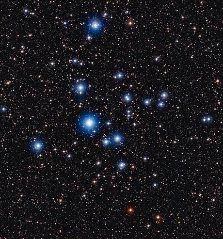 Charla “Nacimiento, Vida y Muerte de las Estrellas” en Antofagasta Cúmulo NGC 2547
