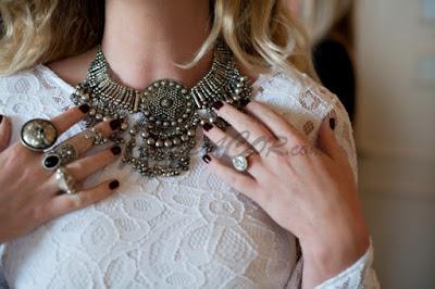 Novias con maxi collar