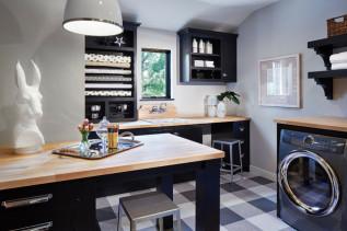 Zona de lavado y planchado compartido Marta O'hara Interiors