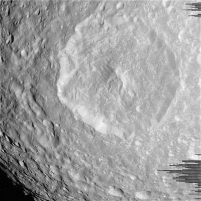 Cassini sobrevuela Mimas y Calypso
