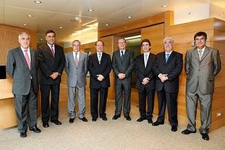Unnim apuesta por crecer en Pasivo para acelerar la devolución del FROB en 3 o 4 años Unnim apuesta por crecer en Pasivo para acelerar la devolución del FROB en 3 o 4 años