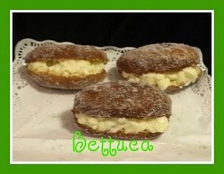BOLLOS RELLENOS DE CREMA PASTELERA BOLLOS RELLENOS DE CREMA PASTELERA