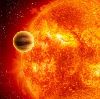Descubren una estrella pulsante con un planeta gigante caliente Impresión artística del exoplaneta gigante HD 189733b transitando por enfrente de su estrella anfitriona