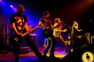 Conoce a... The Closers Conoce a... The Closers