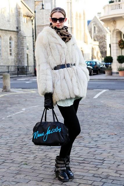 LOOKS: Street Style LOOKS: Street Style