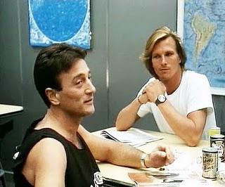 La Grieta (Juan Piquer Simón, 1990) La Grieta (Juan Piquer Simón, 1990)