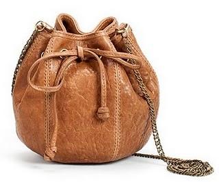 Bolsos saco y con borlas Bolsos saco y con borlas