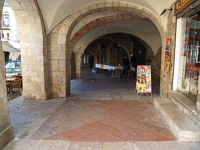 Besalú y su tesoro escondido Besalú y su tesoro escondido