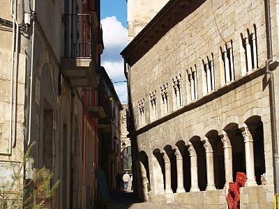 Besalú y su tesoro escondido Besalú y su tesoro escondido