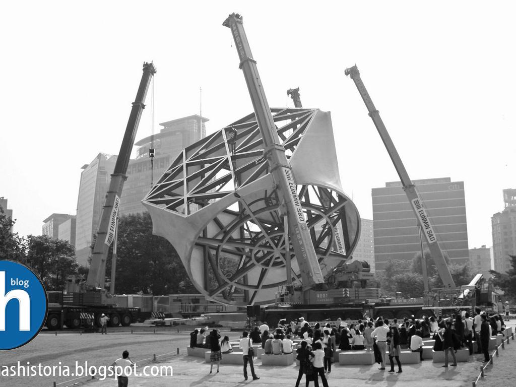 SC 147: Koolhaas y Le Corbusier: El Concepto de Pabellón Multimedia SC 147: Koolhaas y Le Corbusier: El Concepto de Pabellón Multimedia