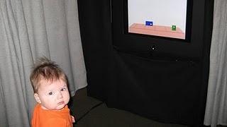 Un estudio determina que los bebés saben quien les manda Un estudio determina que los bebés saben quien les manda