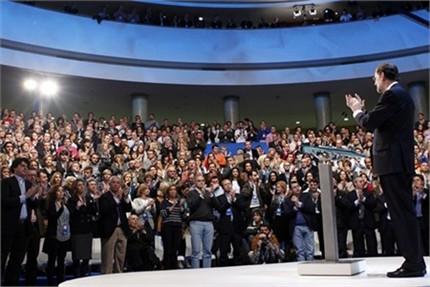 Hacia un auténtico suicidio colectivo Hacia un auténtico suicidio colectivo