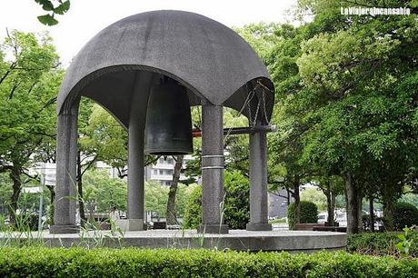 407-HIROSHIMA-La campana de la paz (21-05-2009)