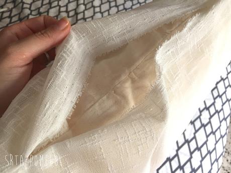 Cómo hacer una funda para cojín con palabras. Cómo hacer una funda para cojín con palabras.