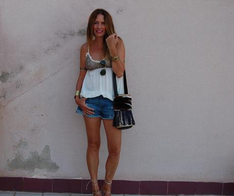 uNO dE mIS pREFES pARA sALIR #nOUNIFORMES uNO dE mIS pREFES pARA sALIR #nOUNIFORMES