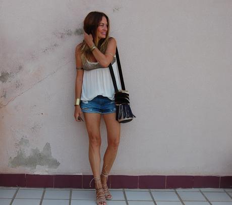 uNO dE mIS pREFES pARA sALIR #nOUNIFORMES uNO dE mIS pREFES pARA sALIR #nOUNIFORMES