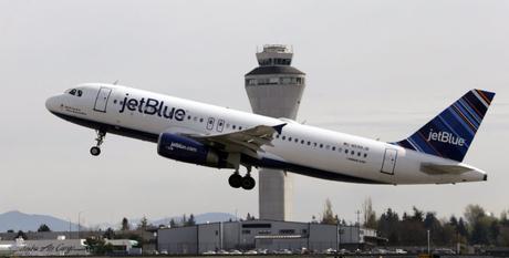 JetBlue: El costo del pasaje de ida a Cuba será de 99 dólares la-fi-jet-blue-airlines-flight-to-cuba-20150505