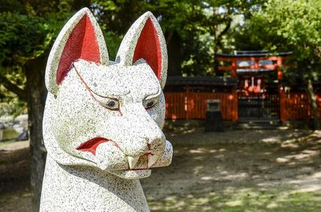 Kitsune (狐) El zorro del folclore japonés