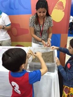 Nuestra experiencia en Feria del Libro 2016 Nuestra experiencia en Feria del Libro 2016
