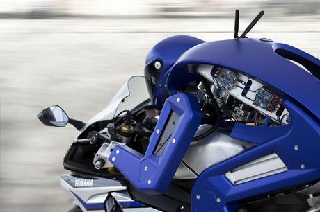 Motobot V.1: ¿Tiene sentido una moto pilotada por un robo...