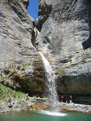 O Saldo del Río Escarra (Valle de Tena-Alto Gállego)