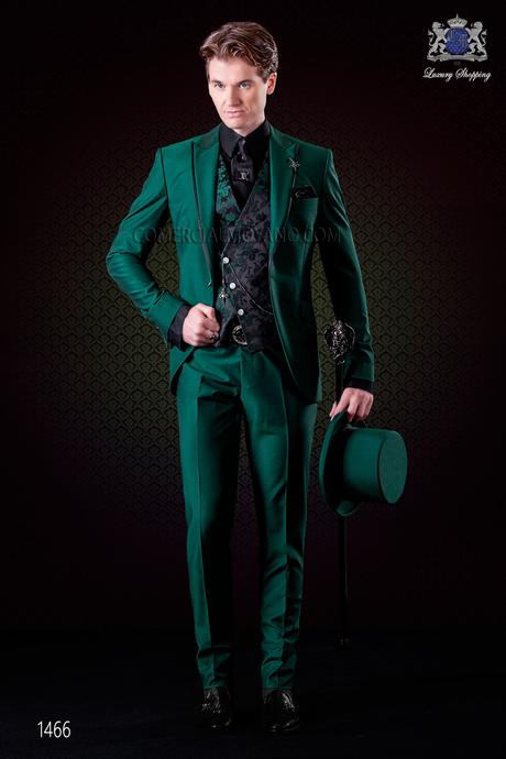 http://www.comercialmoyano.com/es/2278-traje-de-novio-italiano-verde-modelo-solapa-pico-con-vivos-de-raso-con-1-boton-tejido-mixto-lana-1466-ottavio-nuccio-gala.html