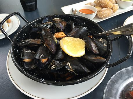 Mar i Vent de Javier de las Muelas y Paradores. Mar i Vent de Javier de las Muelas y Paradores.