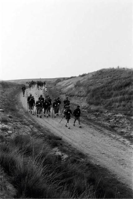 Camino de Santiago en 1976, la O.J.E. peregrina.