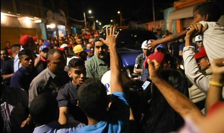 Testigos de cacerolazo a Maduro Testigos de cacerolazo a Maduro