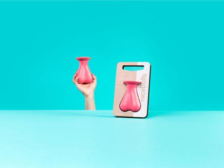 Niceballs, el complemento perfecto para tocarte las pelotas en el trabajo niceballs-tocarte-las-pelotas-tiempodepublicidad 01