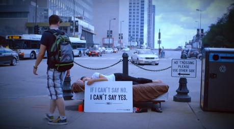 Una impactante campaña contra los abusos sexuales: “Si no puedo decir no, no puedo decir sí” Una impactante campaña contra los abusos sexuales: “Si no puedo decir no, no puedo decir sí”