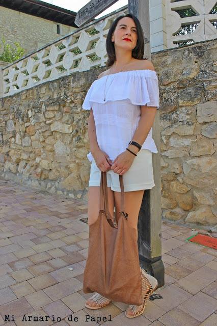 Cómo Combinar unos Shorts Blancos - Propuesta 4 Cómo Combinar unos Shorts Blancos - Propuesta 4