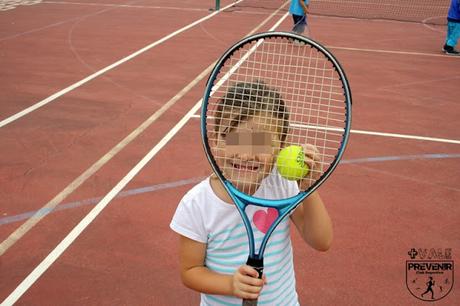 Fiesta de la Risa y el Movimiento tenis arucas niños