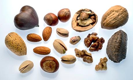 Cinco alimentos para bajar el colesterol frutos secos