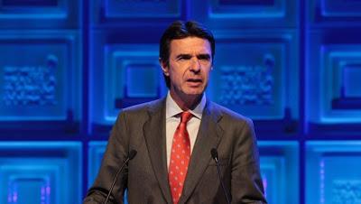 El ex ministro Soria «dimite» El ex ministro Soria «dimite»