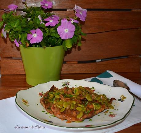 Cordero guisado con ajo y habas