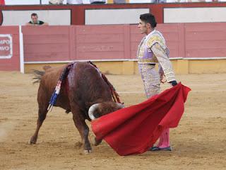 TRIPLE SALIDA A HOMBROS EN CABRA, CON UN ALEJANDRO TALAVANTE EN ESTADO DE GRACIA