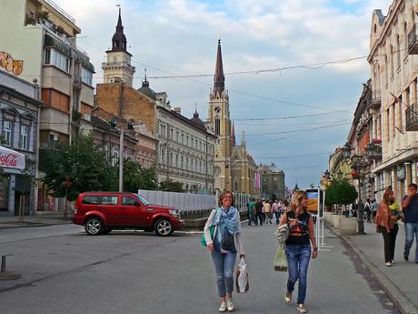 Un paseo por la ciudad serbia de Novi Sad Un paseo por la ciudad serbia de Novi Sad