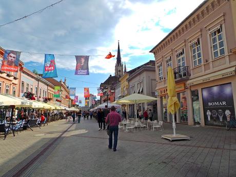 Un paseo por la ciudad serbia de Novi Sad Un paseo por la ciudad serbia de Novi Sad