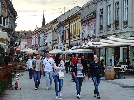 Un paseo por la ciudad serbia de Novi Sad Un paseo por la ciudad serbia de Novi Sad