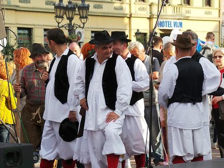 Un paseo por la ciudad serbia de Novi Sad Un paseo por la ciudad serbia de Novi Sad