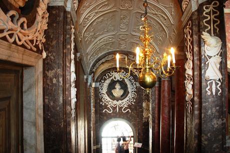 METRO DE ESTOCOLMO Y DROTTNINGHOLM METRO DE ESTOCOLMO Y DROTTNINGHOLM