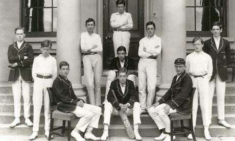 Samuel Beckett con su equipo de cricket del colegio