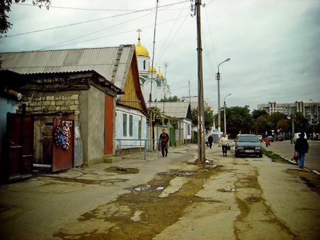 Calle de Tiraspol, capital de Transnistria. cc flickr.com/photos/minamie