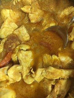 Pollo Con Tomate Y Curry Garam Masala