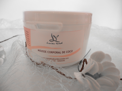 Mousse corporal de coco. Cosmética Lourdes Varadé